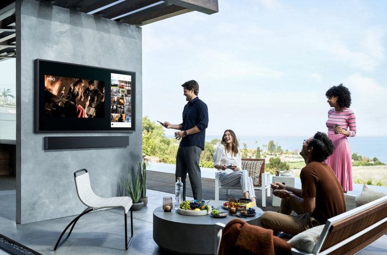 7 Best Tv Suitable For Outdoor 2021, What Makes A Tv Good For Outdoor Use