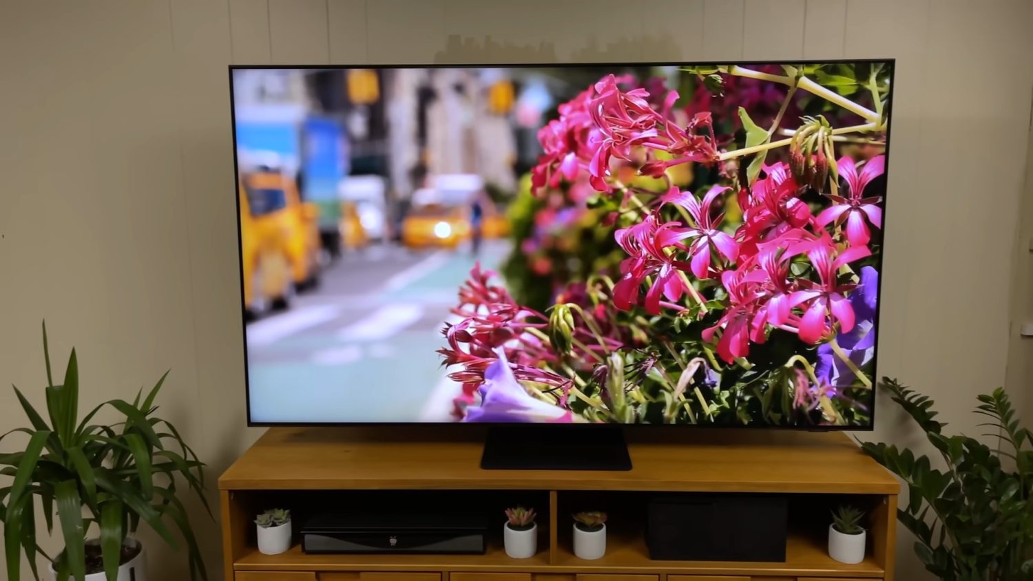 Samsung's best 4K TV of 2021 is QLED (QN90A review)